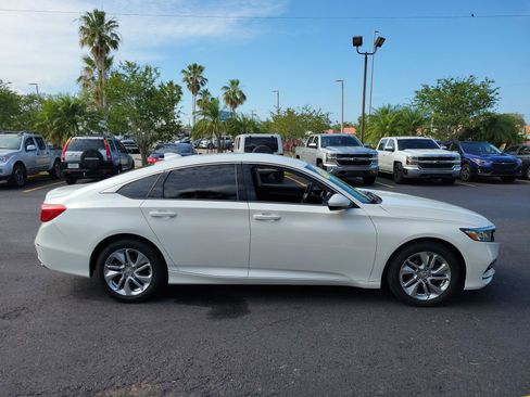 Used 2019 Honda Accord LX image 5