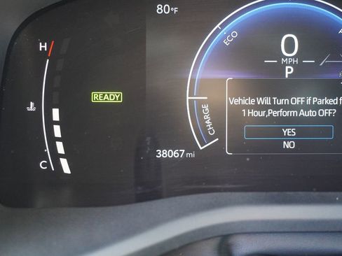 Certified 2025 Toyota Camry SE FWD image 9