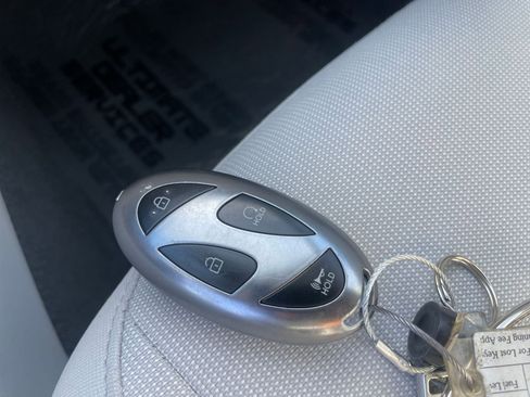 Used 2025 Hyundai Kona SEL image 22