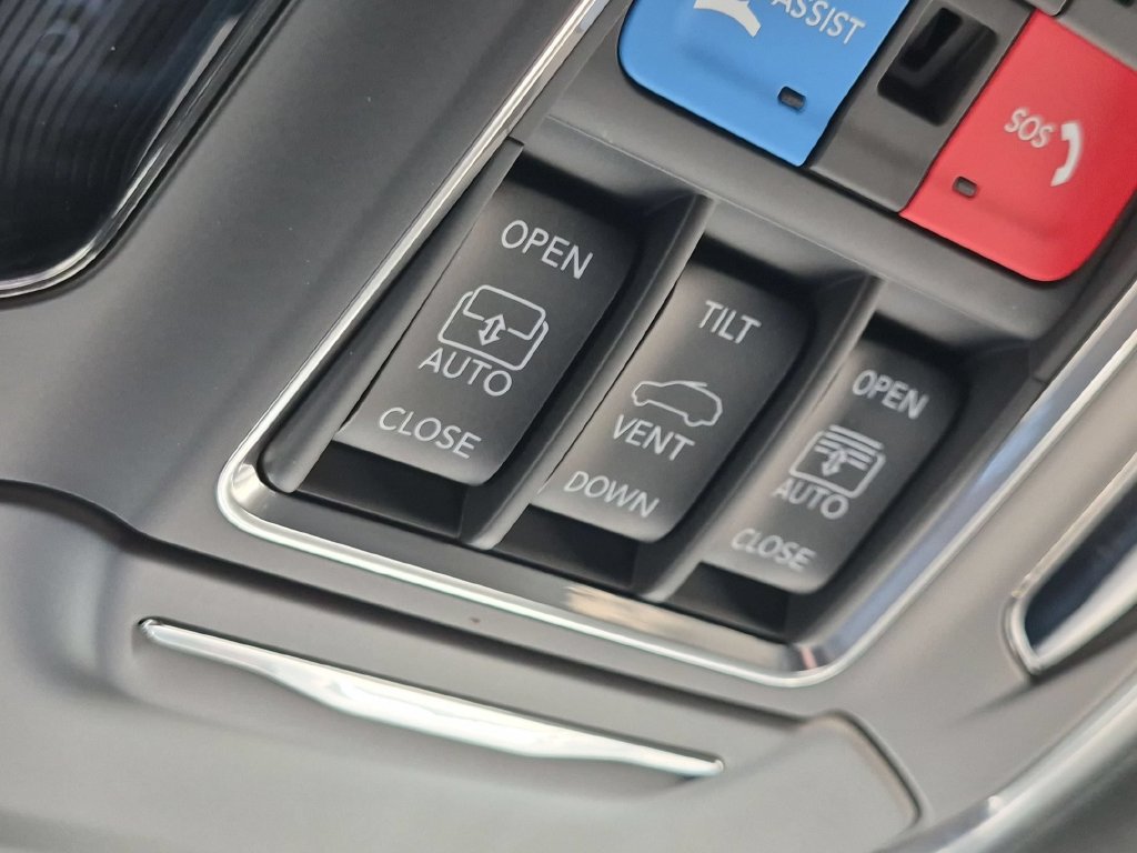 Used 2026 Jeep Cherokee Limited AWD/4WD image 17