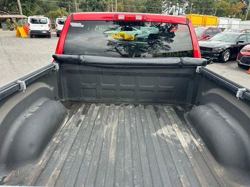 Used 2018 RAM 1500 Tradesman image 11