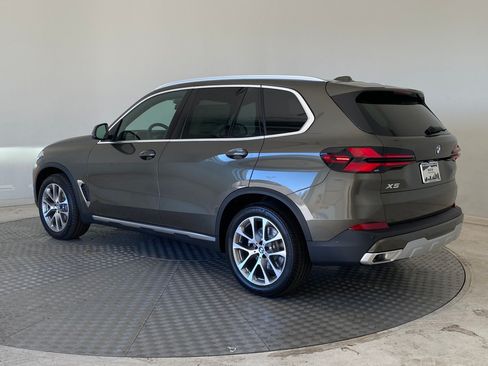New 2026 BMW X5 xDrive40i AWD/4WD image 3