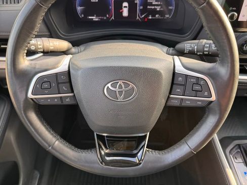 Used 2024 Toyota Grand Highlander Limited image 33