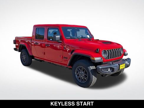 New 2026 Jeep Gladiator Sport AWD/4WD image 4