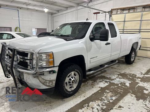 Used 2013 Chevrolet Silverado 2500 LT image 1