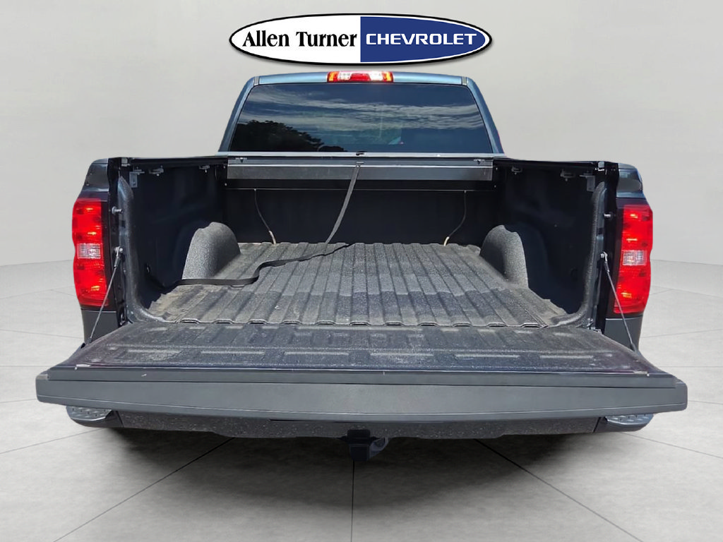 Used 2018 Chevrolet Silverado 1500 LT w/ All Star Edition AWD/4WD image 7