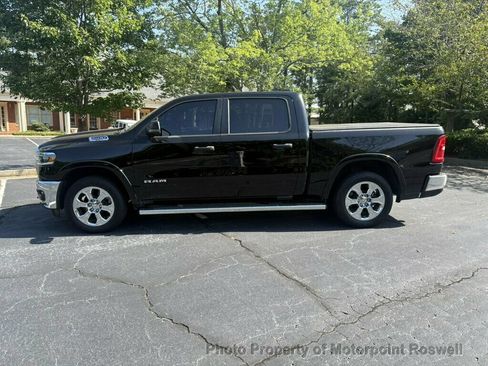 Used 2025 RAM 1500 Big Horn AWD/4WD image 4