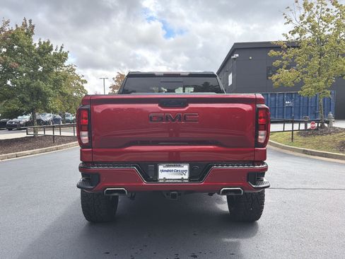 Used 2024 GMC Sierra 1500 Elevation w/ Elevation Premium Package AWD/4WD image 17