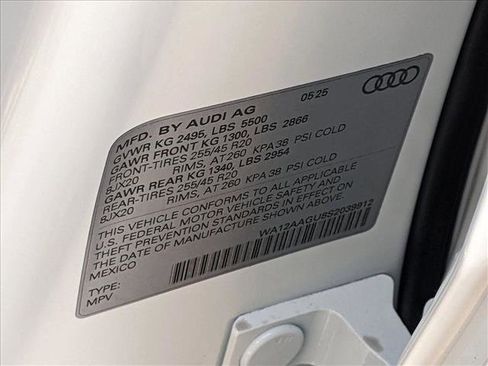 New 2025 Audi Q5 Premium Plus image 18