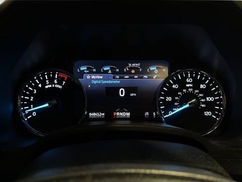 Used 2020 Ford Expedition XLT w/ Equipment Group 202A AWD/4WD image 13