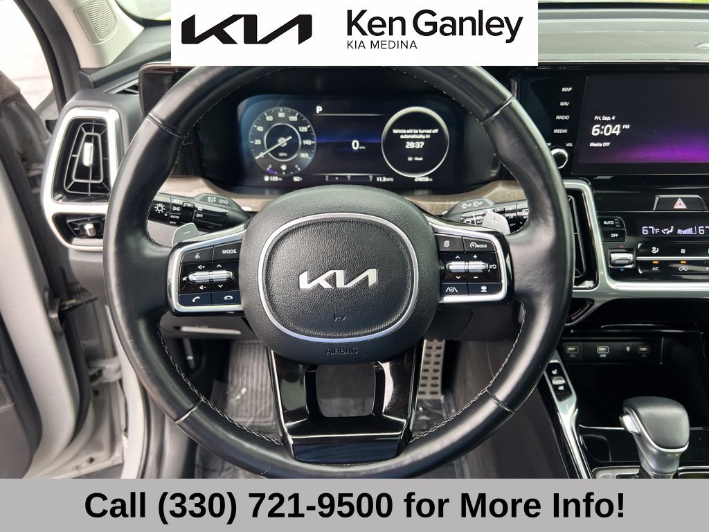 Certified 2023 Kia Sorento SX Prestige AWD/4WD image 32