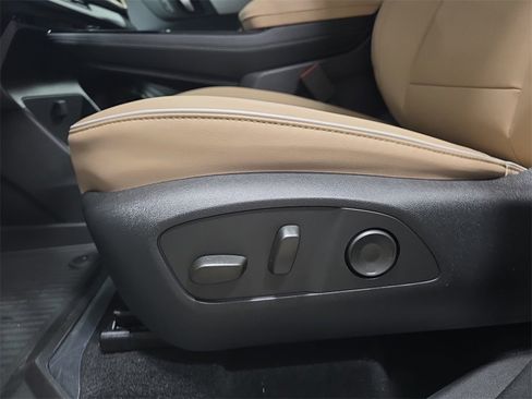 New 2026 Buick Enclave Preferred w/ LPO, Floor Liner Package image 33