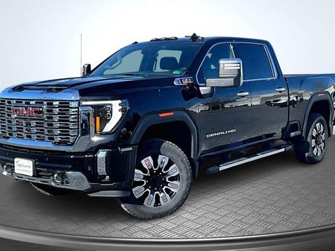 Used 2025 GMC Sierra 3500 Denali w/ Denali Reserve Package image 1