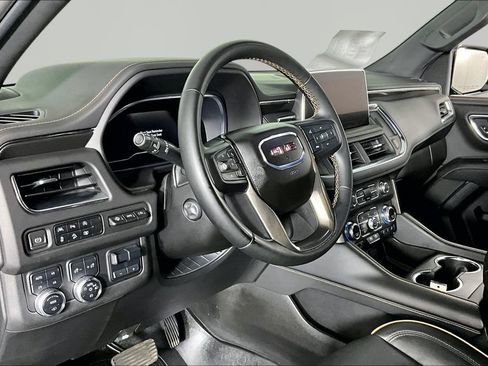 Certified 2023 GMC Yukon XL AT4 w/ AT4 Premium Plus Package AWD/4WD image 16