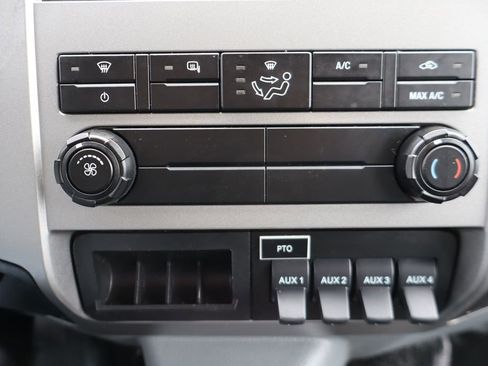 Used 2025 Ford F650 2WD Regular Cab Super Duty image 8