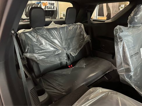 New 2026 Ford Explorer ST-Line AWD/4WD image 35