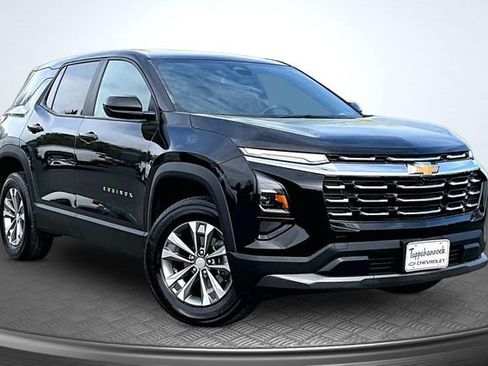 Used 2025 Chevrolet Equinox LT image 3