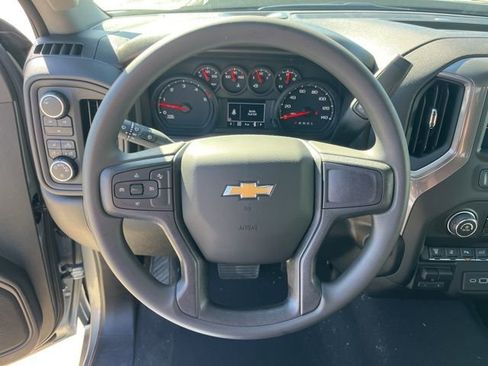 Used 2026 Chevrolet Silverado 2500 Custom w/ Custom Value Package image 20