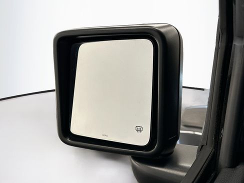 Used 2022 Jeep Wrangler Sahara w/ Cold Weather Group image 16