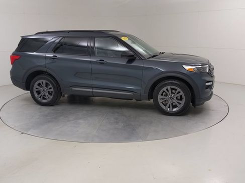 Certified 2023 Ford Explorer XLT w/ Equipment Group 202A AWD/4WD image 12