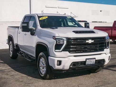 Used 2024 Chevrolet Silverado 2500 LTZ w/ LTZ Convenience Package image 3