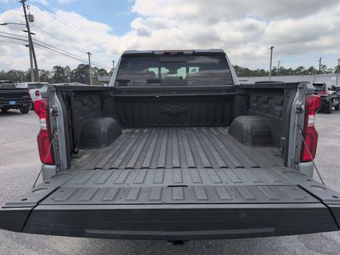 Used 2025 Chevrolet Silverado 1500 LTZ w/ Technology Package RWD image 30