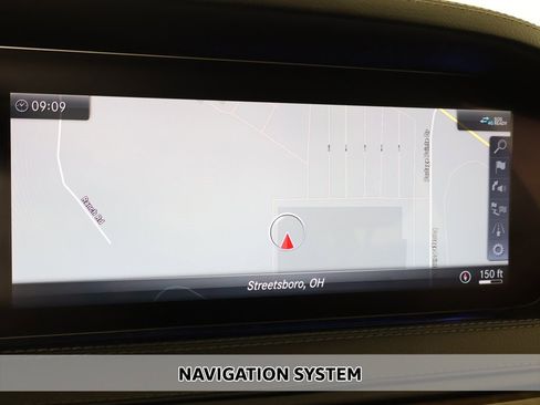 Used 2019 Mercedes-Benz S 560 4MATIC Sedan w/ AMG Line Exterior image 3