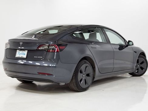 Used 2022 Tesla Model 3 Long Range AWD/4WD image 28