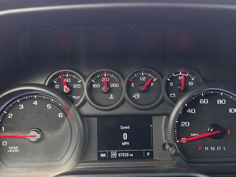 Used 2021 Chevrolet Silverado 2500 Custom w/ Custom Value Package image 11