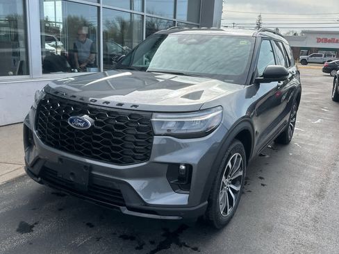 New 2026 Ford Explorer ST-Line AWD/4WD image 2