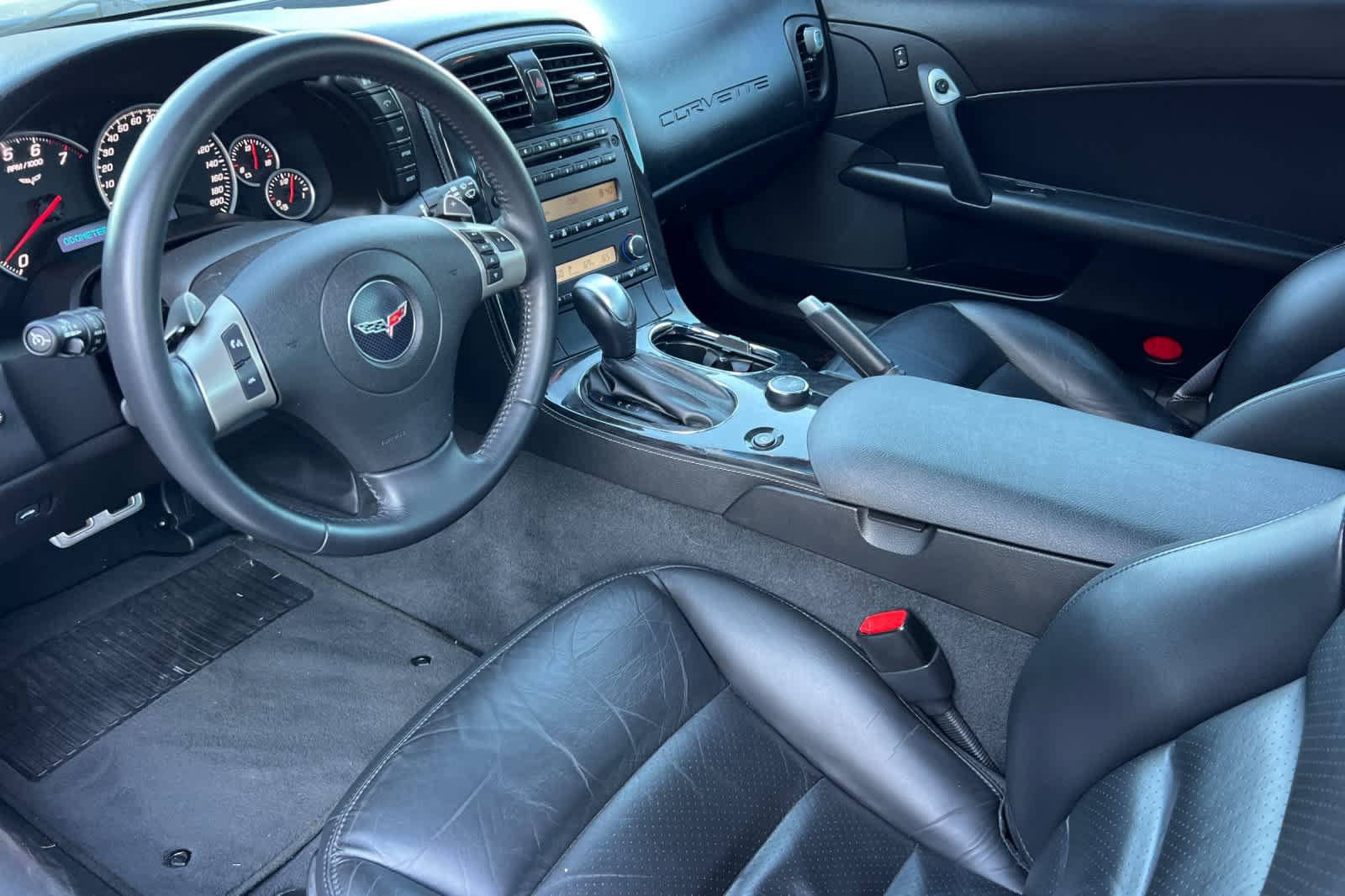 Used 2011 Chevrolet Corvette Coupe w/ Preferred Equipment Group RWD image 9