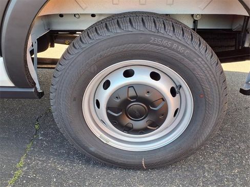 New 2026 Ford Transit 350 XL image 5