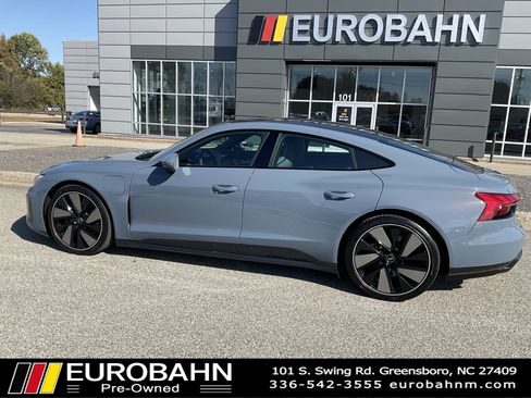 Used 2024 Audi e-tron GT Premium Plus image 28