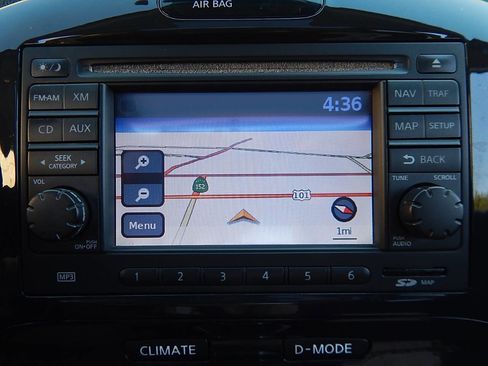 Used 2011 Nissan Juke SV FWD image 15
