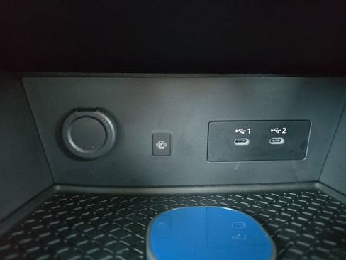 New 2026 Nissan Pathfinder SL image 6