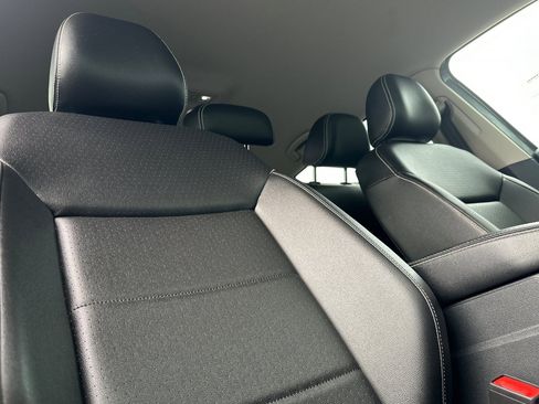 Certified 2022 Volkswagen Atlas SE image 18