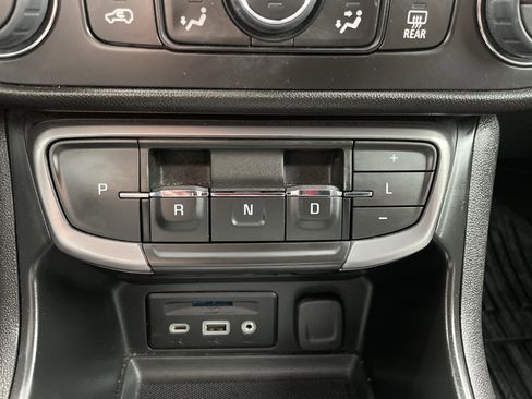 Certified 2023 GMC Terrain AT4 image 14