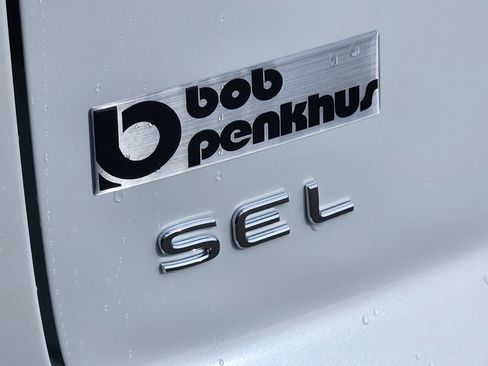 New 2026 Volkswagen Atlas Cross Sport SEL Premium R-Line image 30