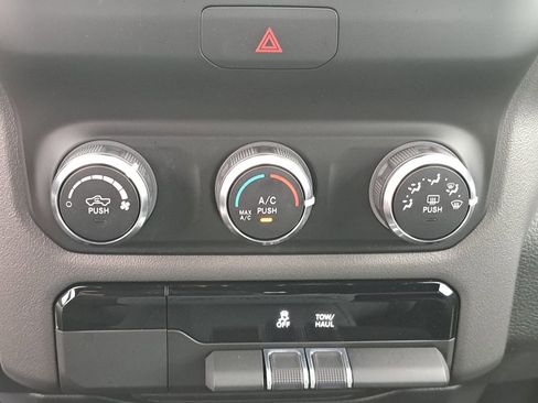 Certified 2022 RAM 1500 Big Horn AWD/4WD image 22