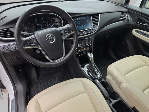 Certified 2018 Buick Encore Premium FWD image 17