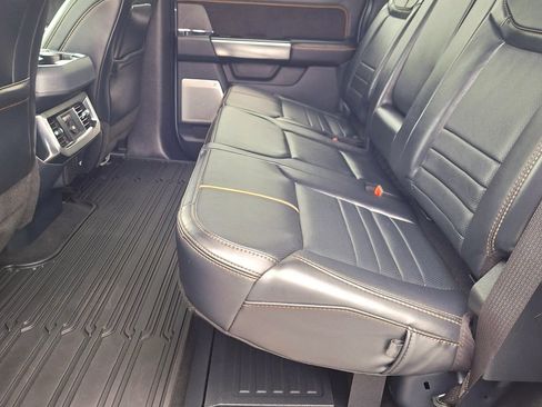 Used 2024 Ford F250 Platinum AWD/4WD image 13