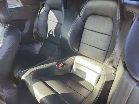 Used 2020 Ford Mustang Premium image 19