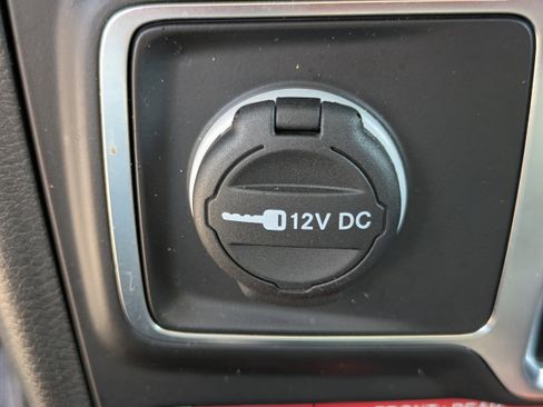 Used 2022 Jeep Wrangler Unlimited Rubicon 4xe w/ Cold Weather Group image 28