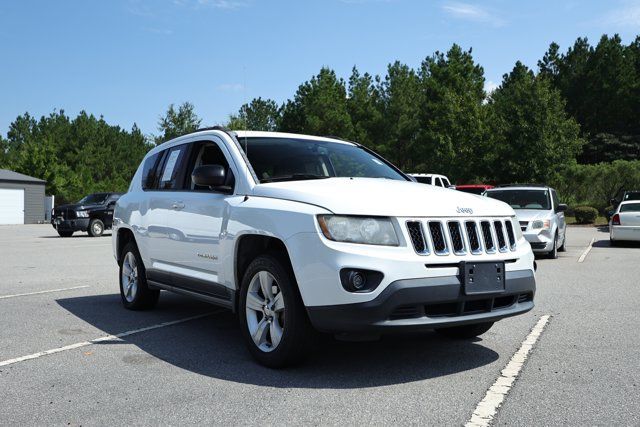 Used 2026 Jeep Wrangler Unlimited Sport AWD/4WD image 2