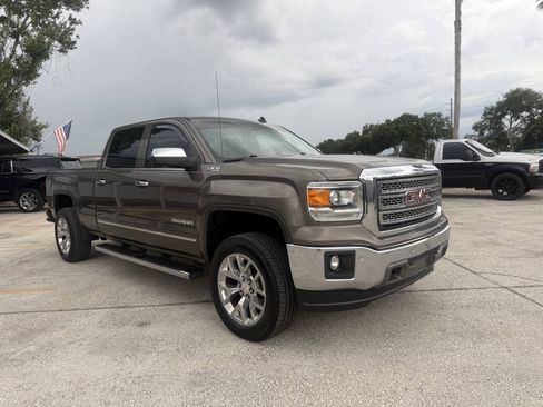 Used 2014 GMC Sierra 1500 SLT w/ SLT Crew Cab Value Package AWD/4WD image 11