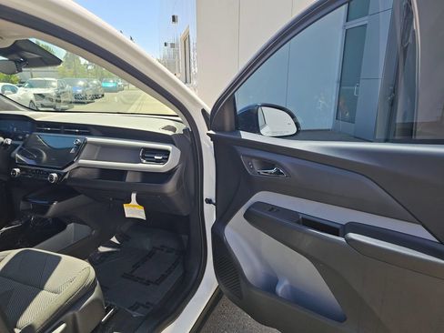 New 2027 Chevrolet Bolt LT w/ Comfort Package FWD image 12