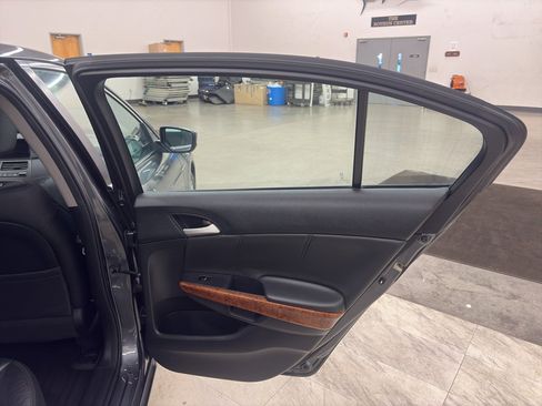 Used 2012 Honda Accord EX-L image 15