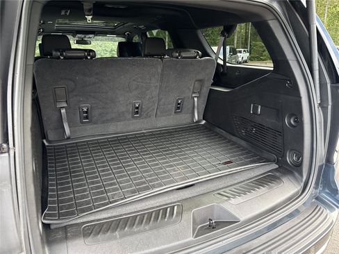 Used 2021 Chevrolet Suburban LT w/ Rear Media and Nav Package image 29