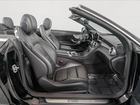 Used 2018 Mercedes-Benz C 300 4MATIC Cabriolet image 19