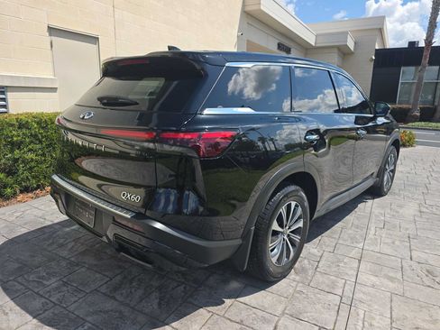 Used 2023 INFINITI QX60 Pure w/ Cargo Package FWD image 3